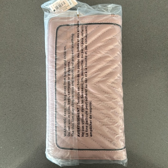 Victoria's Secret LARGE WALLET WITH ZIP / Orchid Blush / V-Quilt & Monogram NEW - Picture 7 of 12